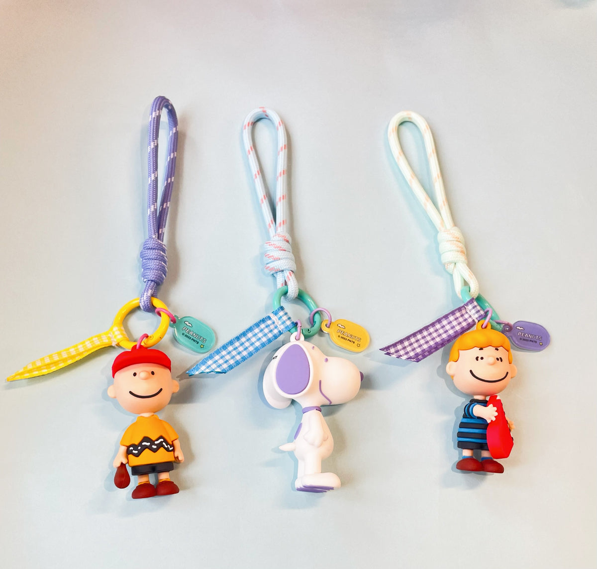 Snoopy Schlüsselanhänger aus der farbenfrohen Vintage-Kollektion (3D-Figur)